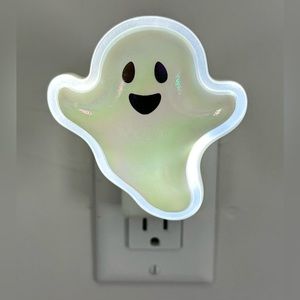 Bath & Body Works Halloween Light up Ghost Wallflower Plug in
